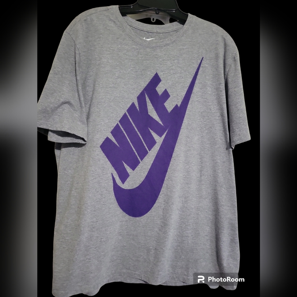 Nike Tee